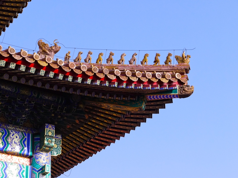 beijing forbidden palace importance statues