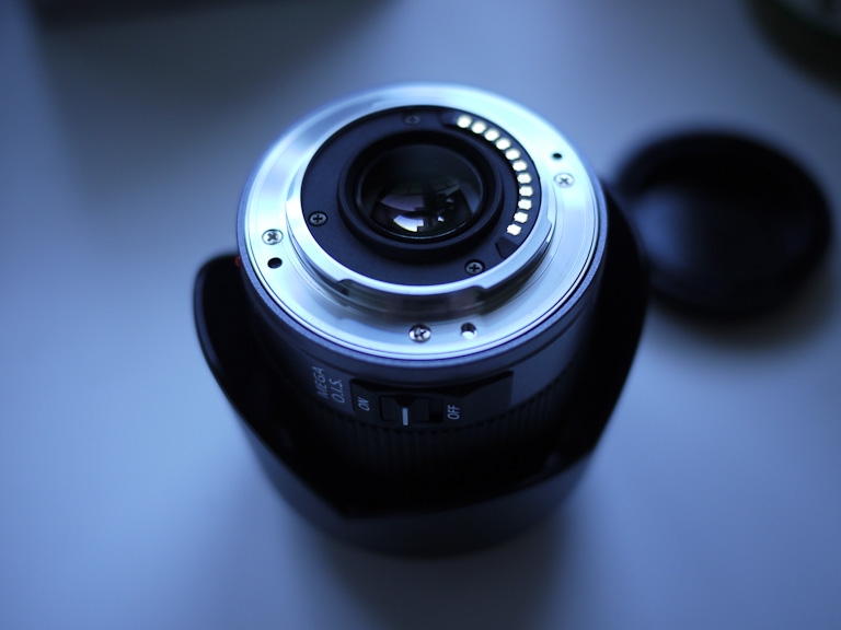 14-45mm lens back inverted